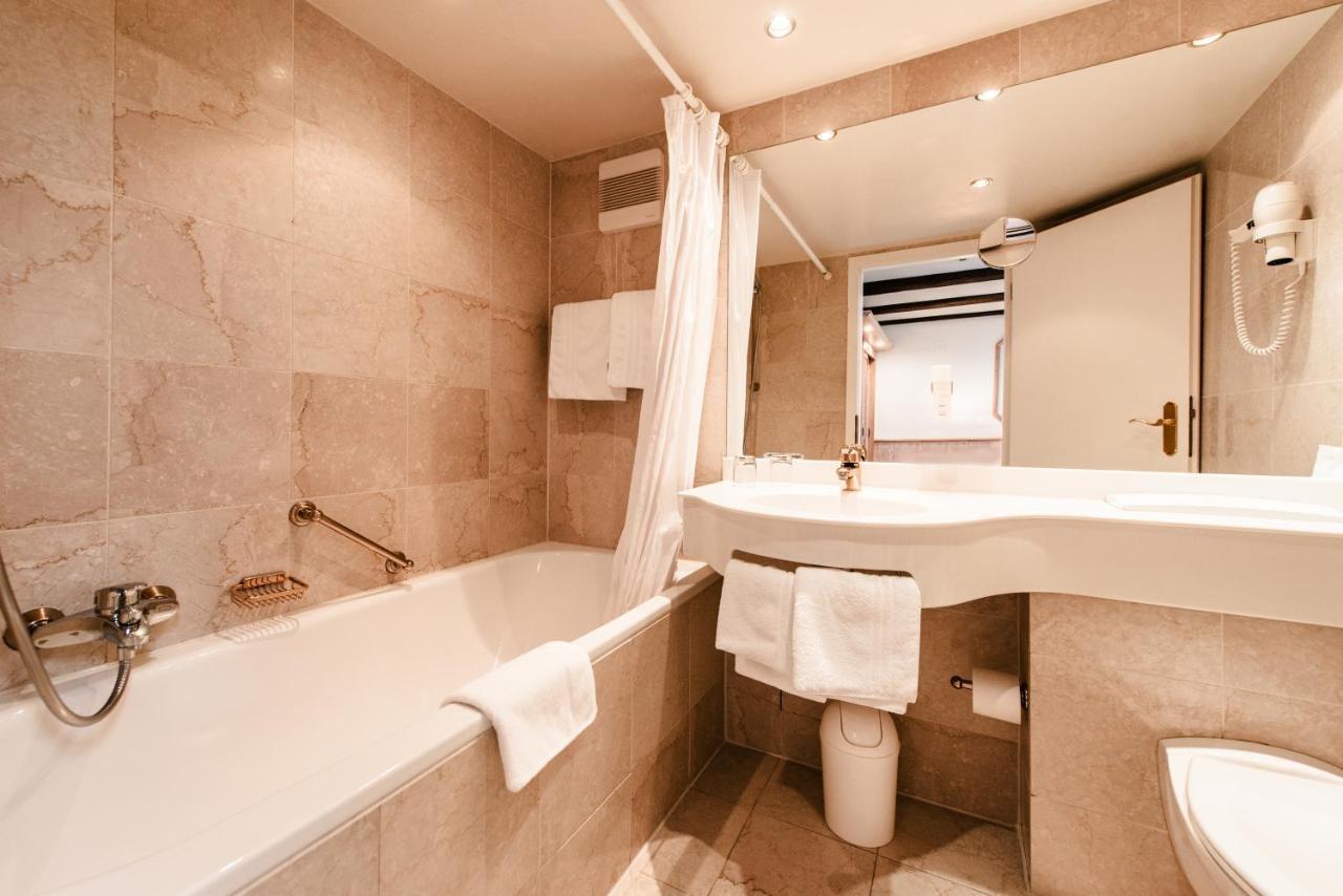 Hotel & Restaurant Ochsen Мерклинген Екстериор снимка